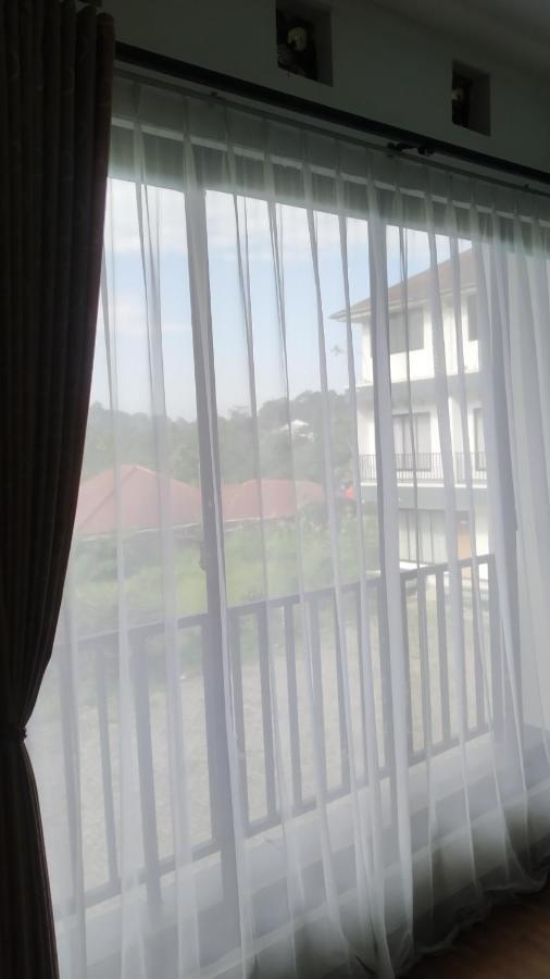 Puncak Village Hotel & Kampung Main Anak Gadok Exterior photo